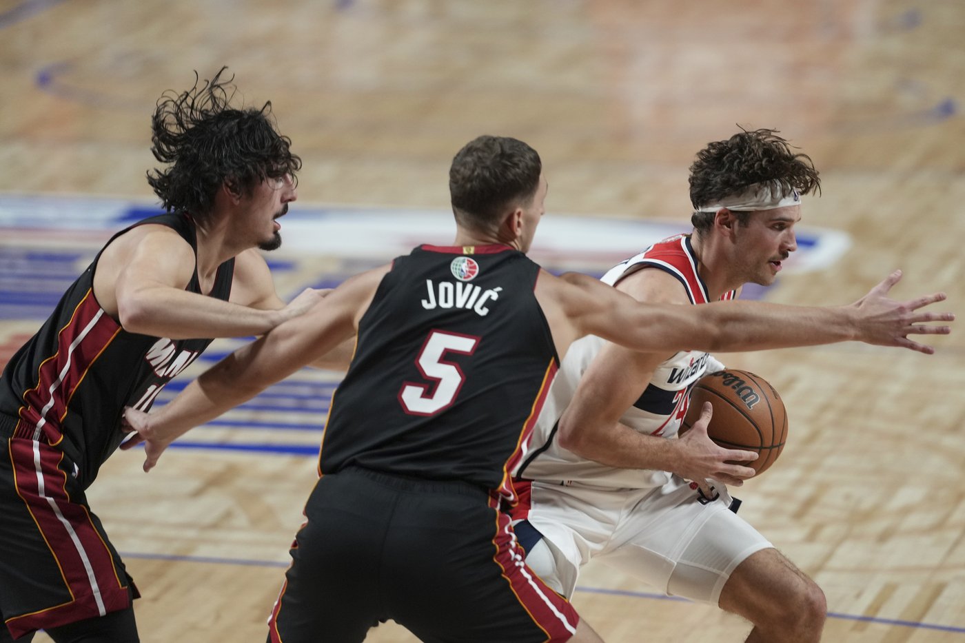 Bam Adebayo scores 32 points to help the Heat beat the Wizards, 118-98 in Mexico City | iNFOnews.ca Bam Adebayo scores 32 points to help the Heat beat the Wizards, 118-98 in Mexico City | iNFOnews.ca