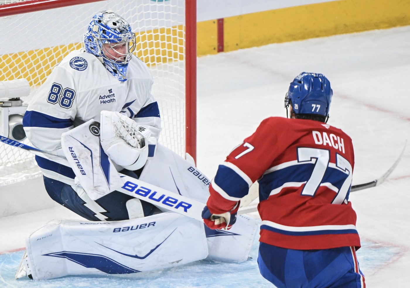 Hutson scores in OT, Canadiens beat Lightning 3-2 to take 2-1 series lead | iNFOnews.ca