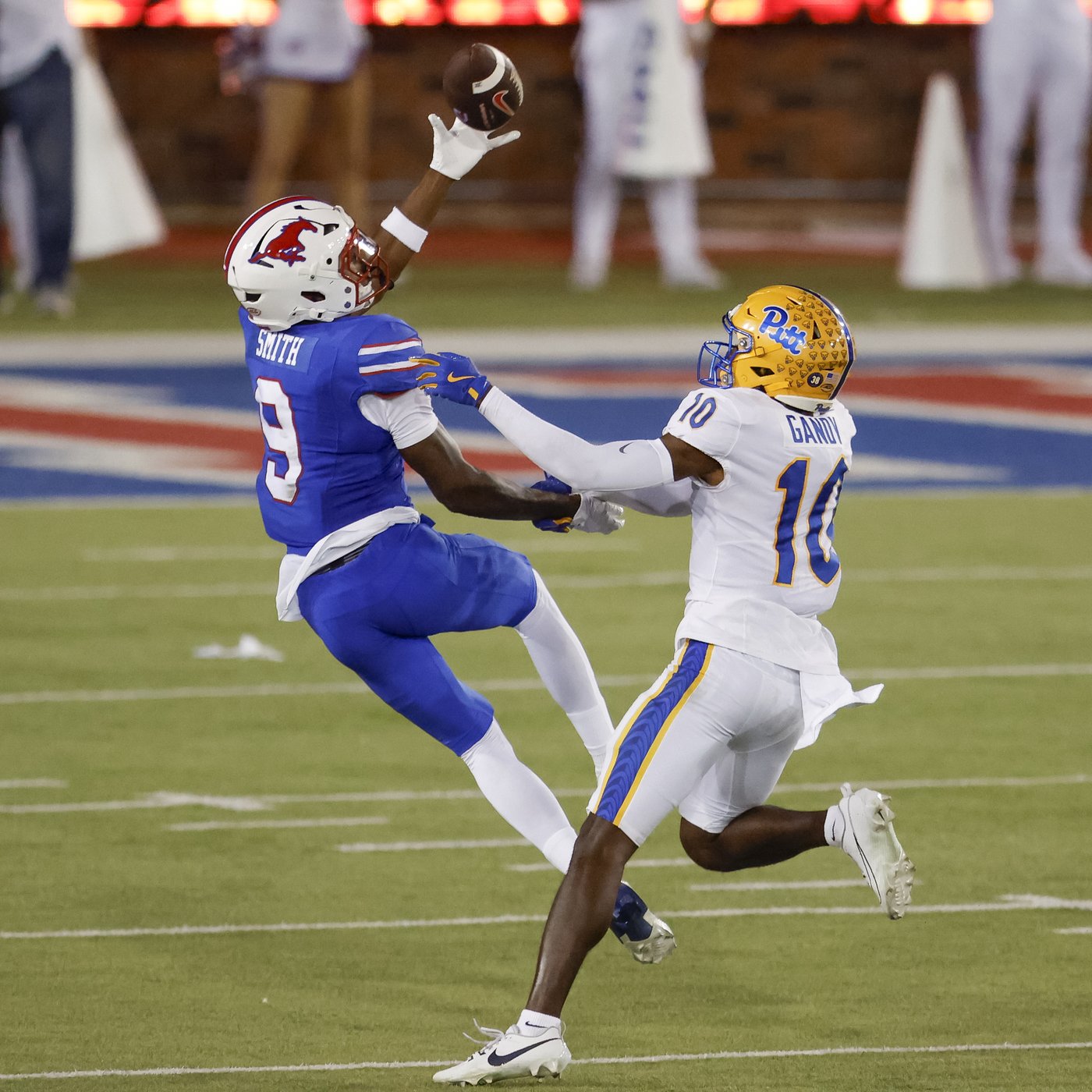 Brashard Smith and No. 20 SMU overwhelm previously undefeated No. 18 Pitt 48-25 | iNFOnews.ca Brashard Smith and No. 20 SMU overwhelm previously undefeated No. 18 Pitt 48-25 | iNFOnews.ca