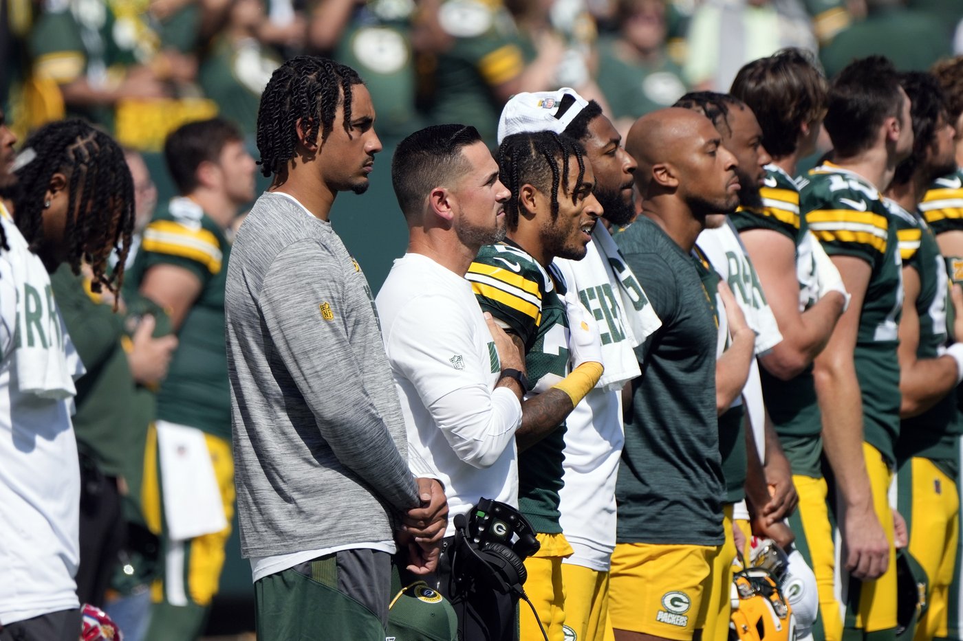 QB Jordan Love practices with Packers as he continues recovery from knee injury | iNFOnews.ca