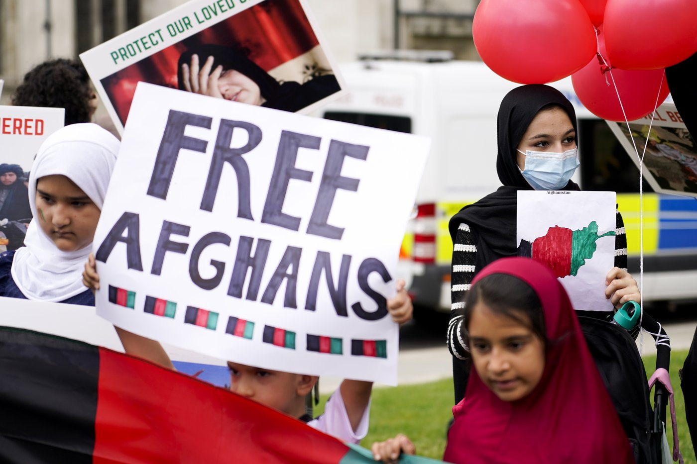 How an email error sparked a secret scramble to bring thousands of Afghans to Britain | iNFOnews.ca How an email error sparked a secret scramble to bring thousands of Afghans to Britain | iNFOnews.ca