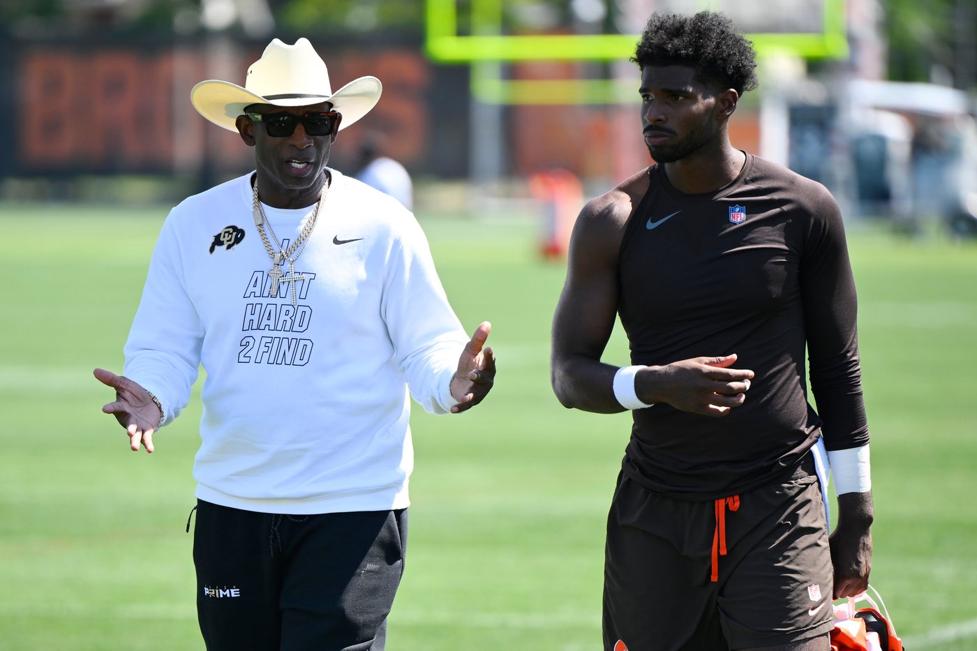 From 'stay away' to the bleachers: Deion Sanders visits Browns' camp as Shedeur vies for starting QB | iNFOnews.ca From 'stay away' to the bleachers: Deion Sanders visits Browns' camp as Shedeur vies for starting QB | iNFOnews.ca