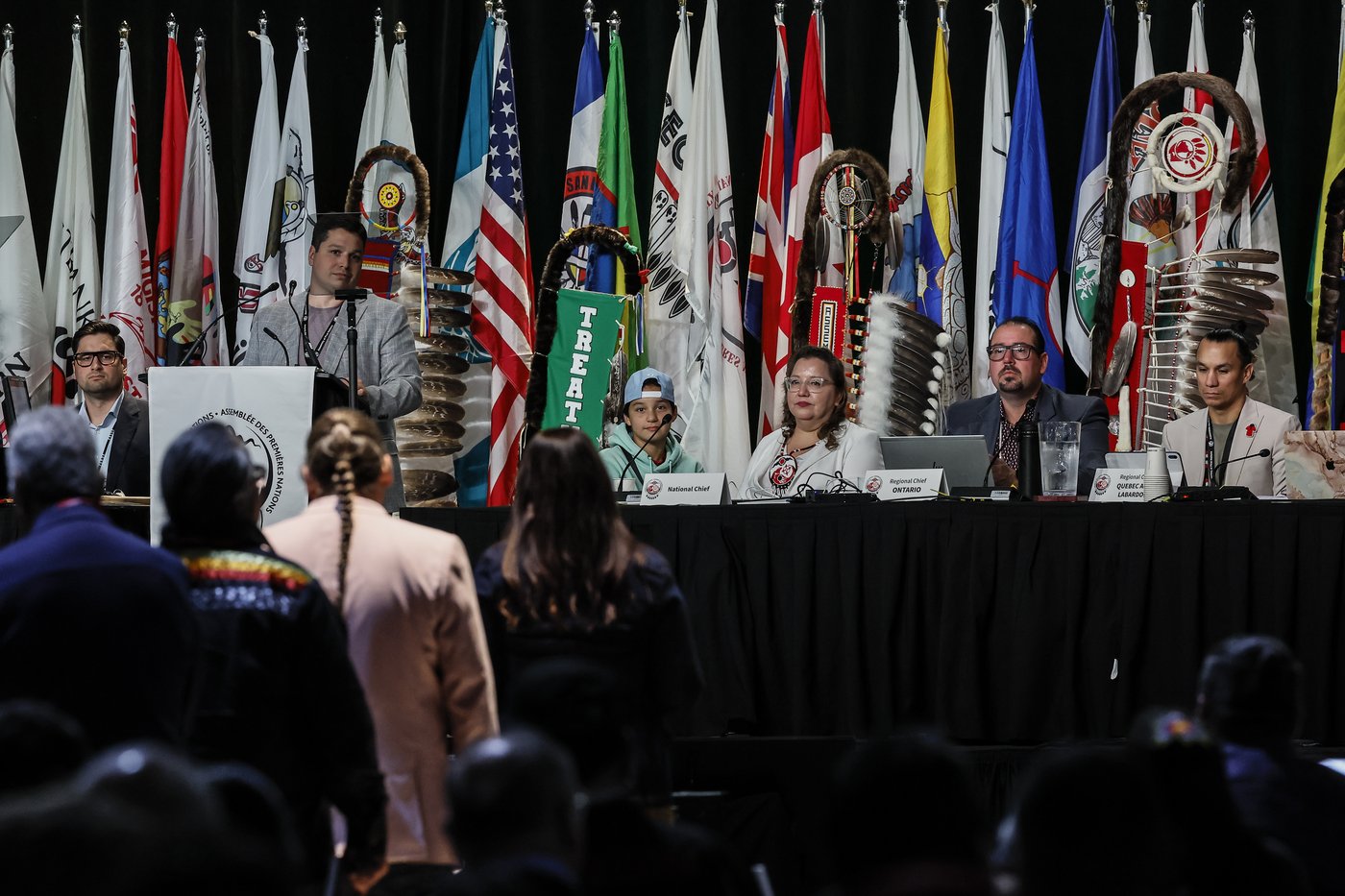 Chiefs vote down major projects resolutions, say AFN shouldn't negotiate for them | iNFOnews.ca Chiefs vote down major projects resolutions, say AFN shouldn't negotiate for them | iNFOnews.ca
