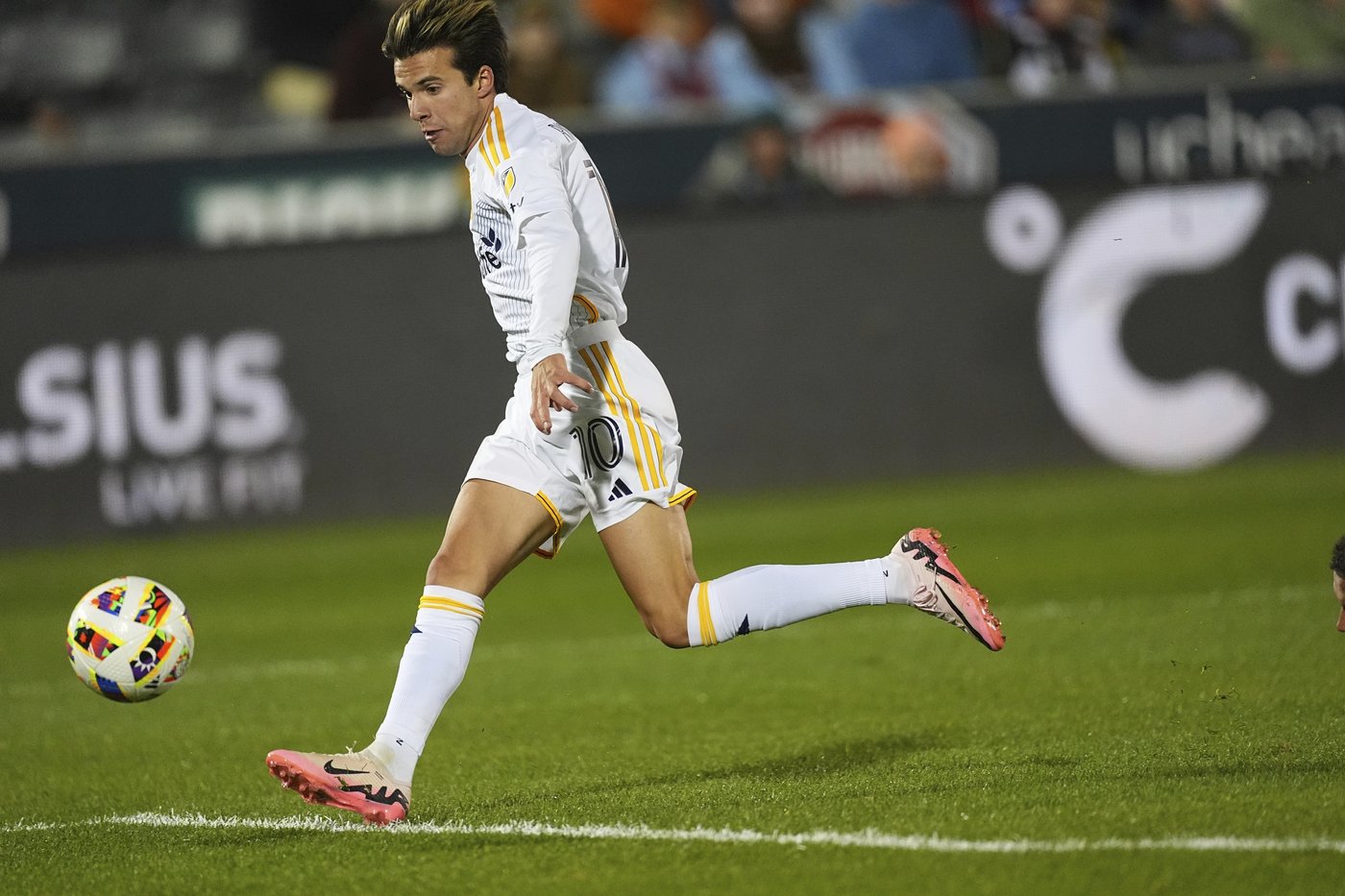 Gabriel Pec, Joseph Paintsil, Riqui Puig help Galaxy finish off sweep of Rapids with 4-1 victory | iNFOnews.ca