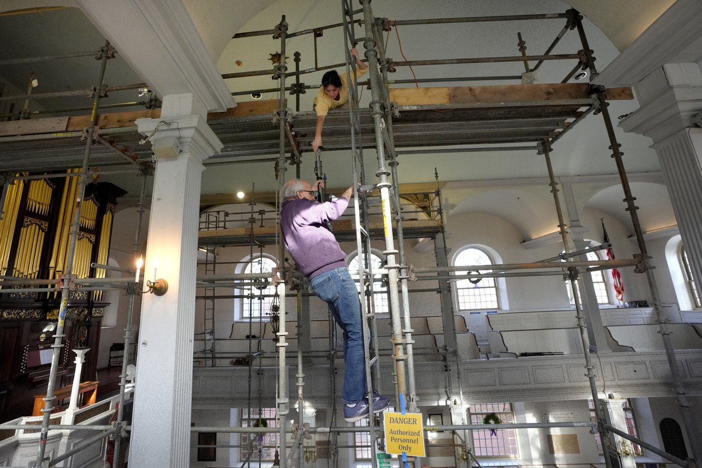Centuries-old angels uncovered at Boston church made famous by Paul Revere | iNFOnews.ca