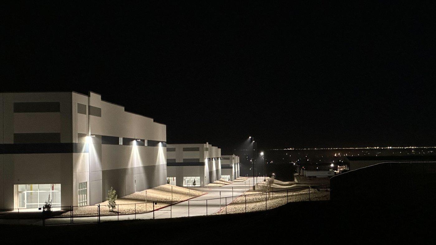 Immigration officials plan to spend $38.3 billion to boost detention capacity to 92,000 beds | iNFOnews.ca