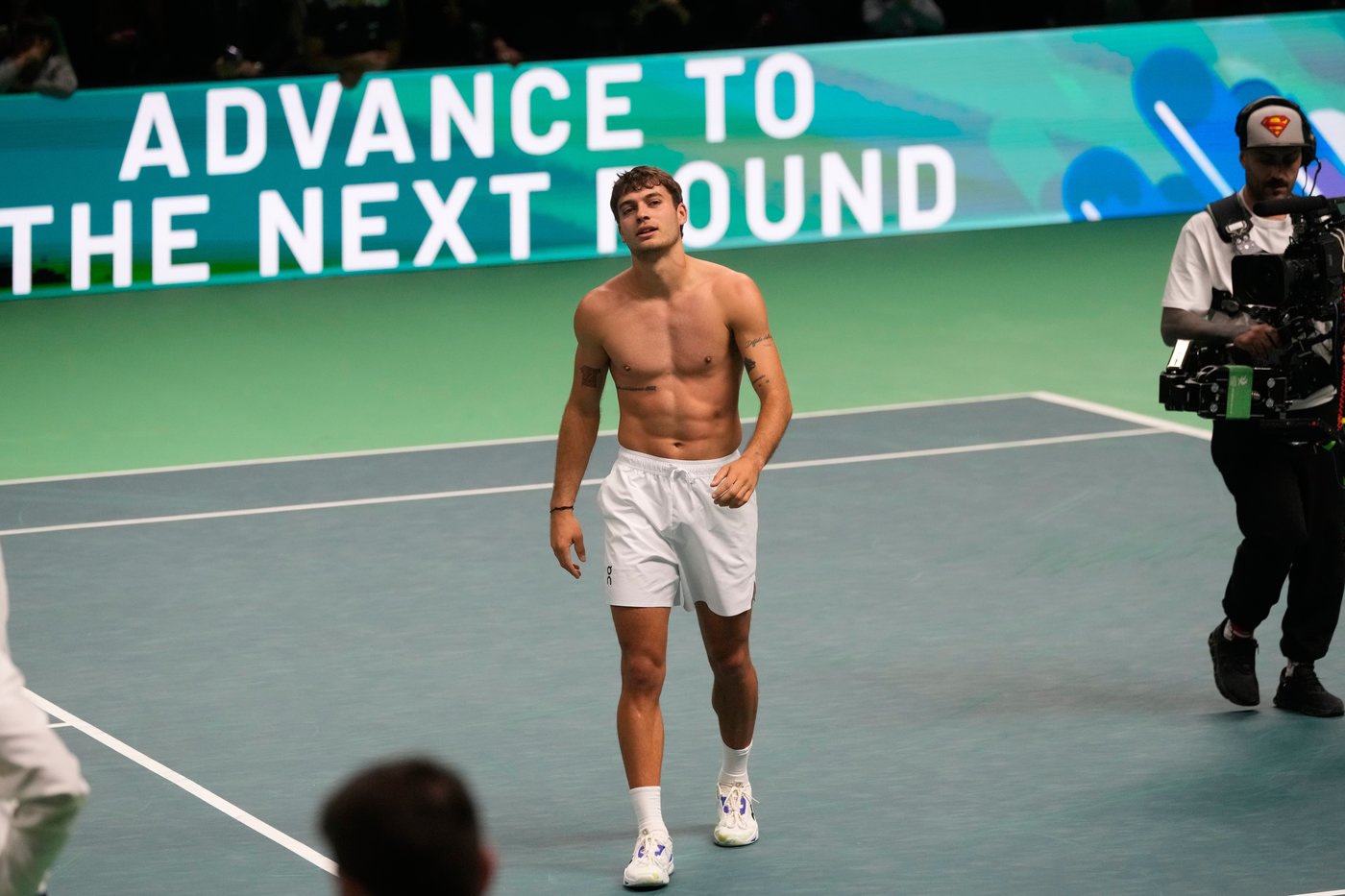 Cobolli sends defending two-time champion Italy into Davis Cup final | iNFOnews.ca