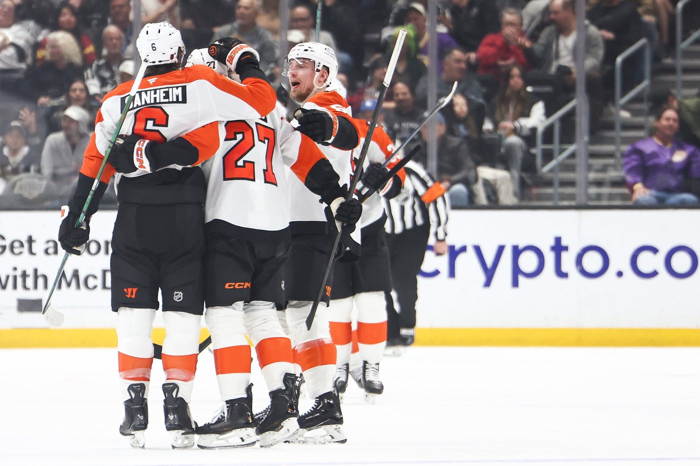 Flyers outlast Kings 4-3 in shootout for their 4th victory in 5 games | iNFOnews.ca Flyers outlast Kings 4-3 in shootout for their 4th victory in 5 games | iNFOnews.ca
