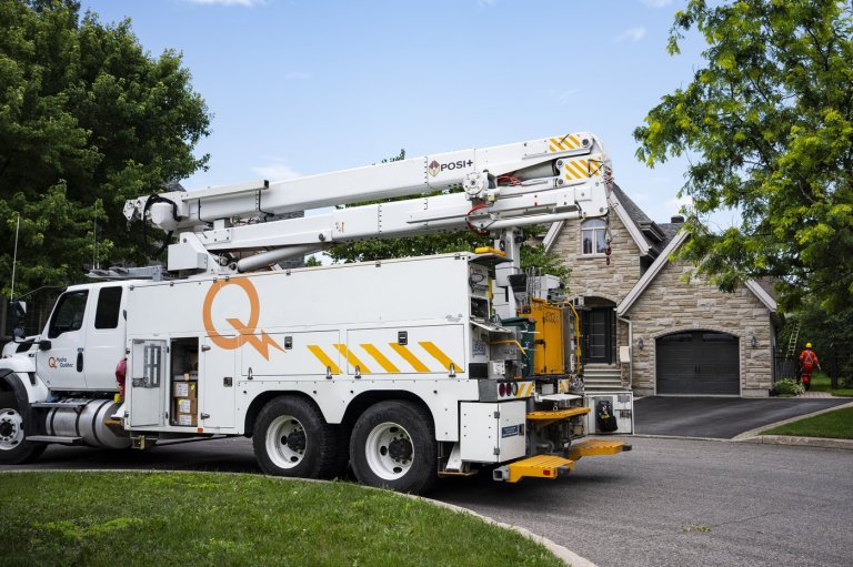 35,000 hydro clients in Quebec, Ontario without power after severe storms | iNFOnews.ca