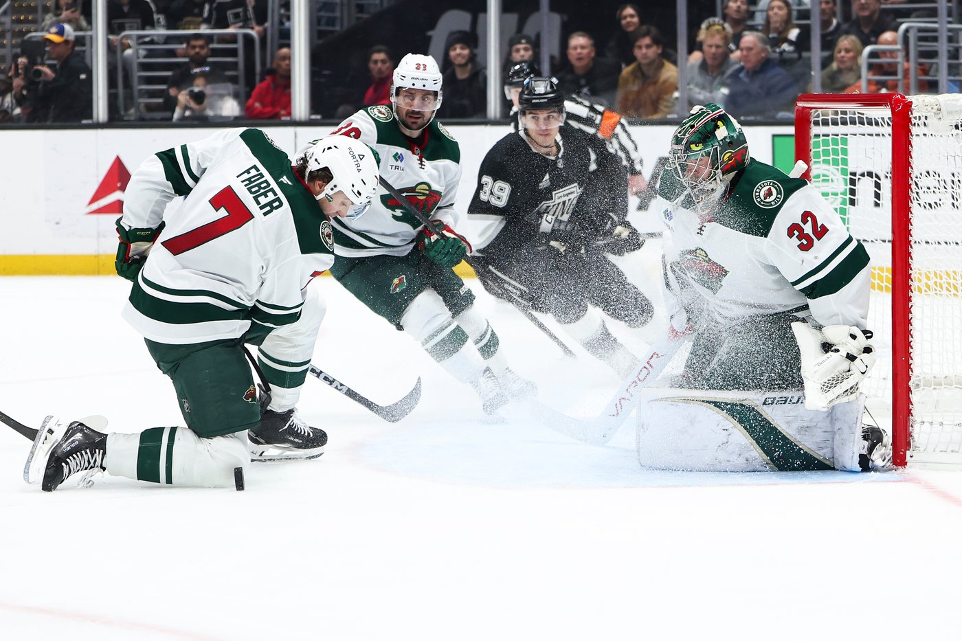 Kuzmenko has goal and assist as Kings beat Wild 4-2 | iNFOnews.ca