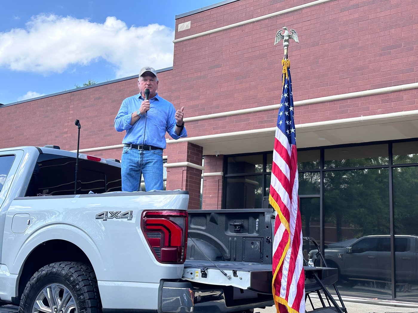 In Georgia, Senate hopeful Mike Collins celebrates being Trump's latest 'MAGA' pick in GOP primaries | iNFOnews.ca In Georgia, Senate hopeful Mike Collins celebrates being Trump's latest 'MAGA' pick in GOP primaries | iNFOnews.ca