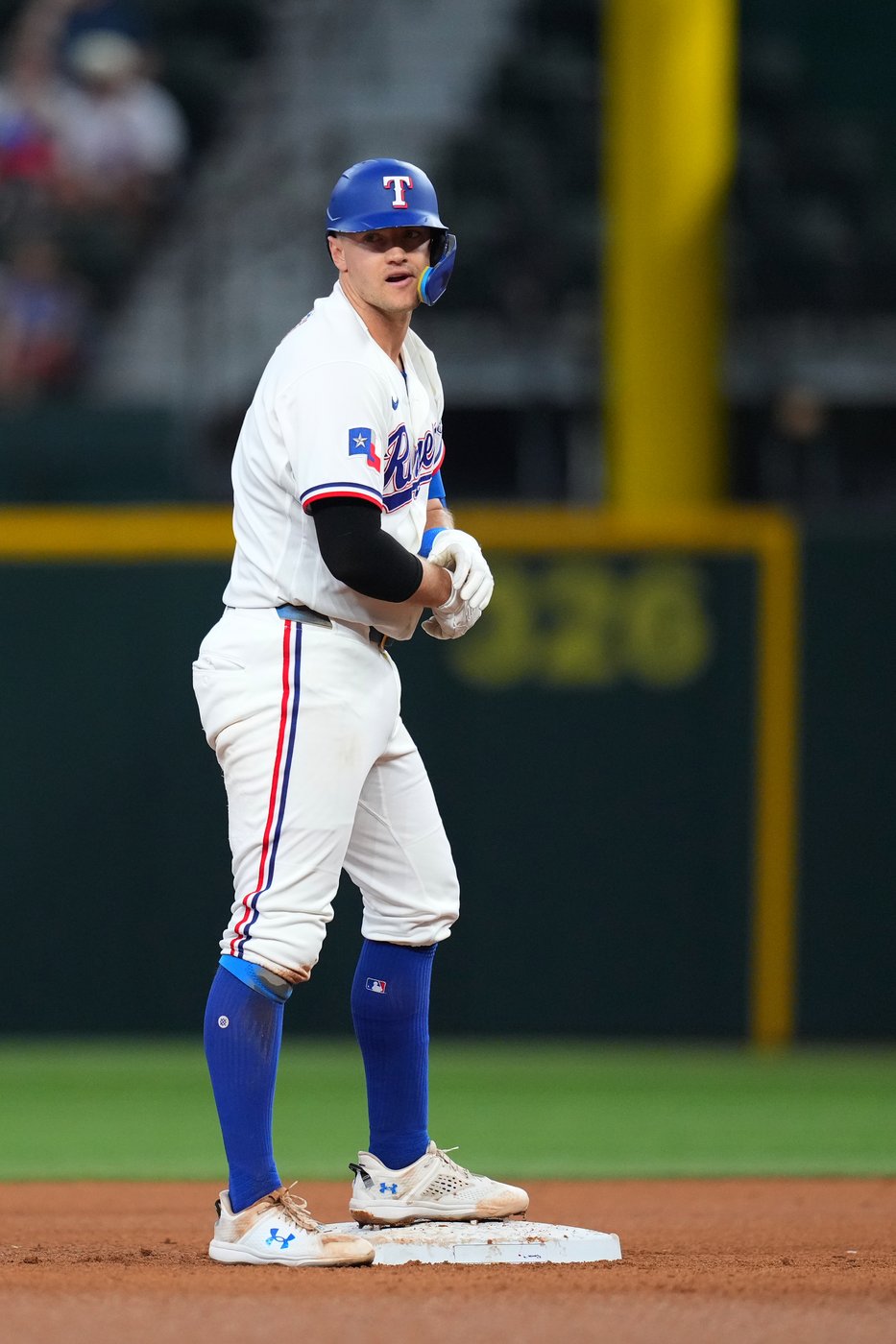 Rangers lose Josh Jung to fractured bone in right hand | iNFOnews.ca Rangers lose Josh Jung to fractured bone in right hand | iNFOnews.ca