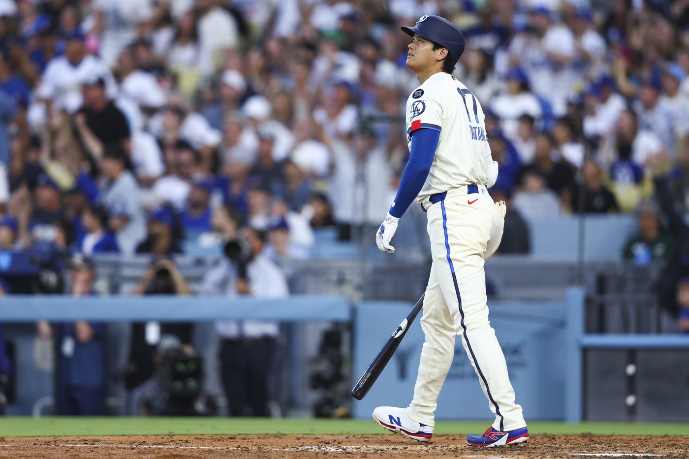 Ohtani hits 40th homer, Snell overpowers Blue Jays as Dodgers win 9-1 | iNFOnews.ca