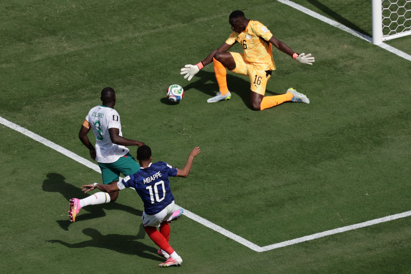 France striker Kylian Mbappé scores his 13th and 14th World Cup goals | iNFOnews.ca France striker Kylian Mbappé scores his 13th and 14th World Cup goals | iNFOnews.ca