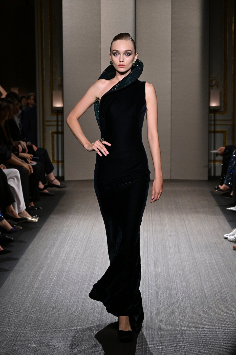 Bare skin, fantasy and the machine: 3 takeaways from Paris' starry couture week | iNFOnews.ca Bare skin, fantasy and the machine: 3 takeaways from Paris' starry couture week | iNFOnews.ca