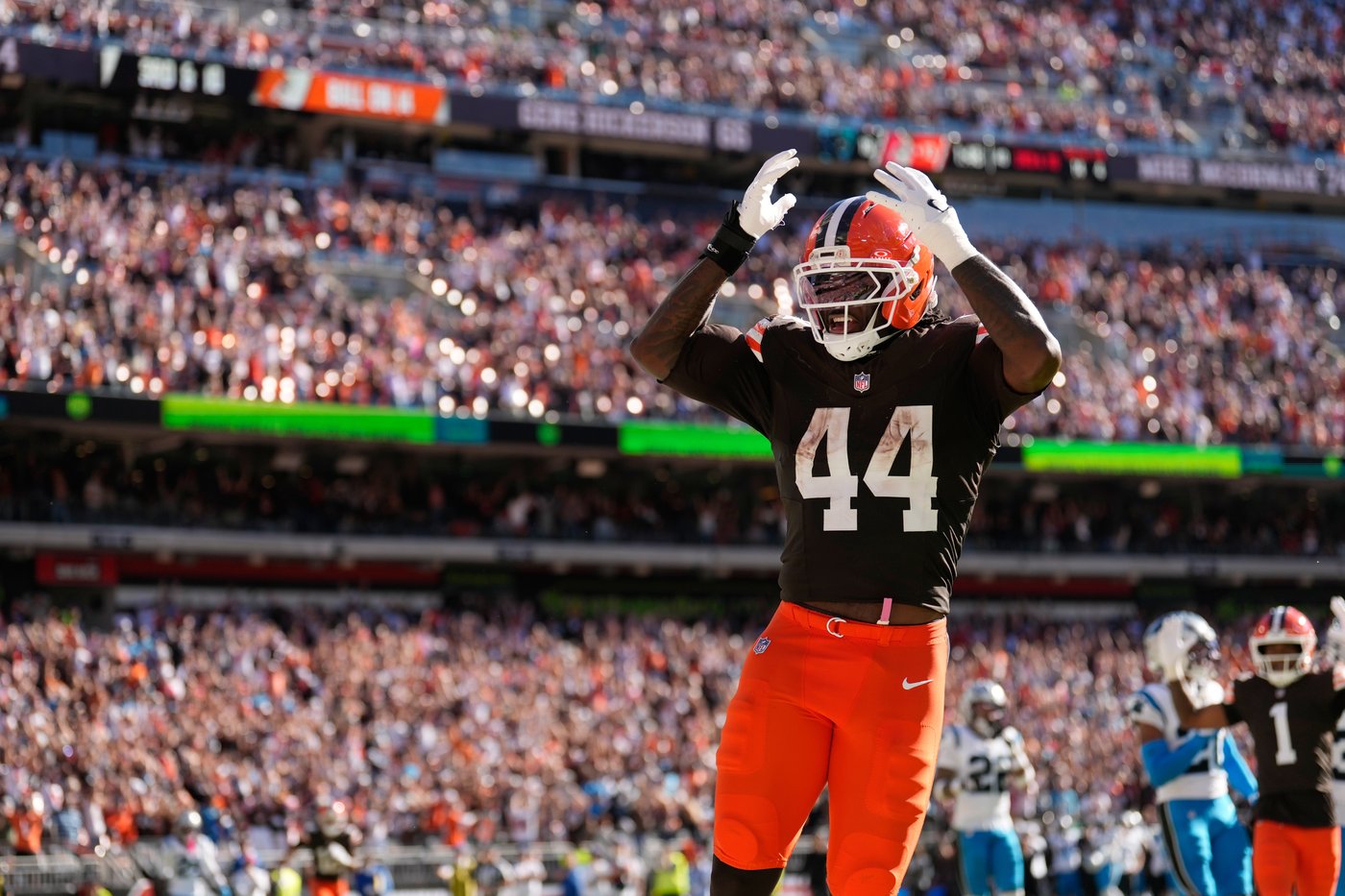 Monken praises Browns defense for improvement over the past 2 games | iNFOnews.ca Monken praises Browns defense for improvement over the past 2 games | iNFOnews.ca