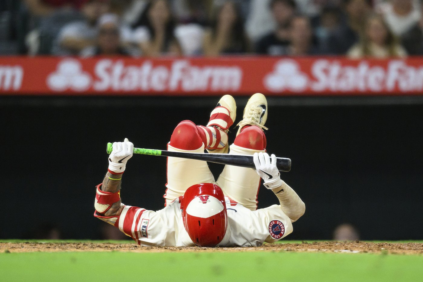 Astros score winning run on a wild pitch for a 3-2, 10-inning victory over Angels | iNFOnews.ca