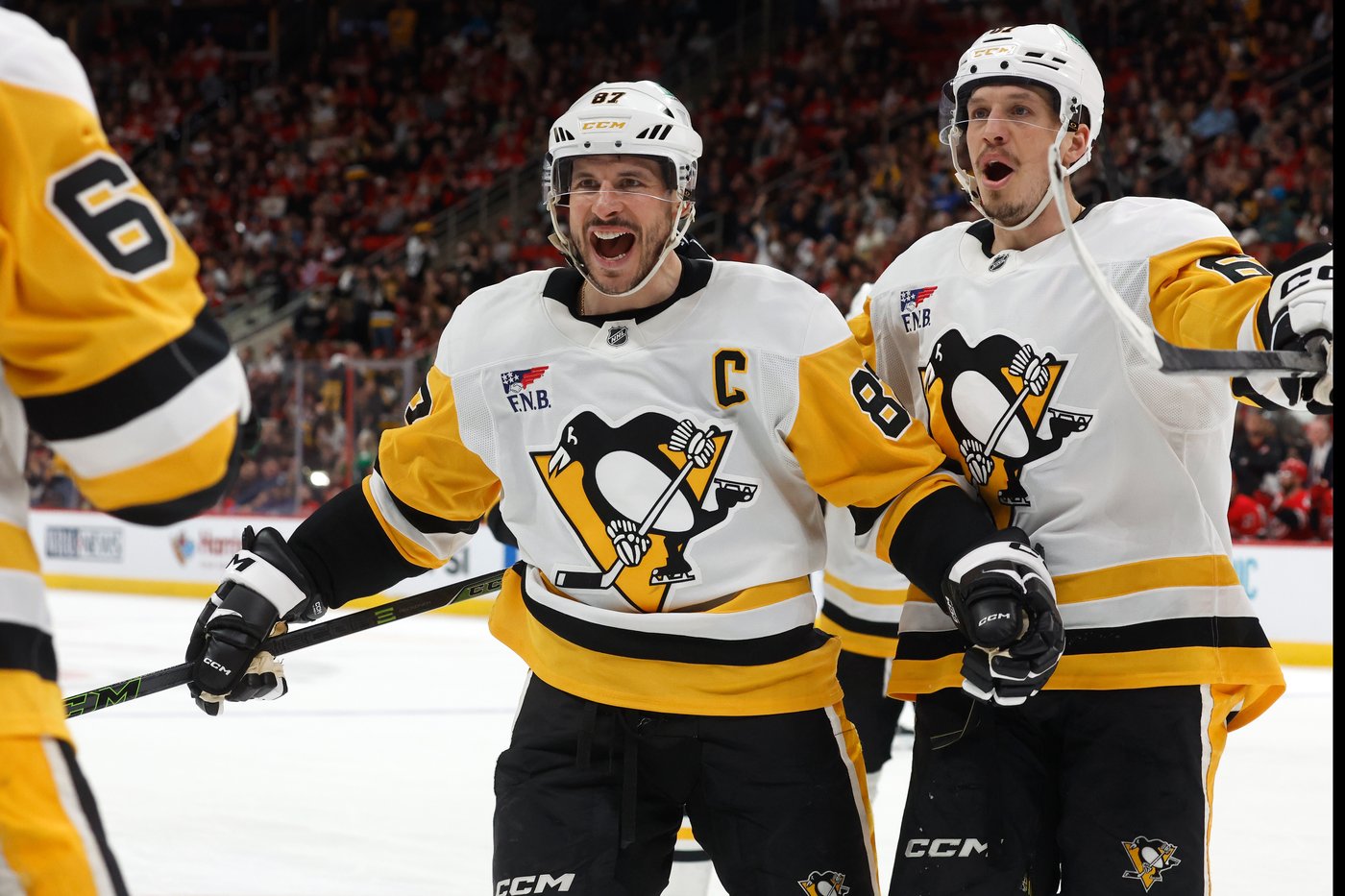 Crosby makes productive return to Penguins' lineup following injury during Olympics | iNFOnews.ca