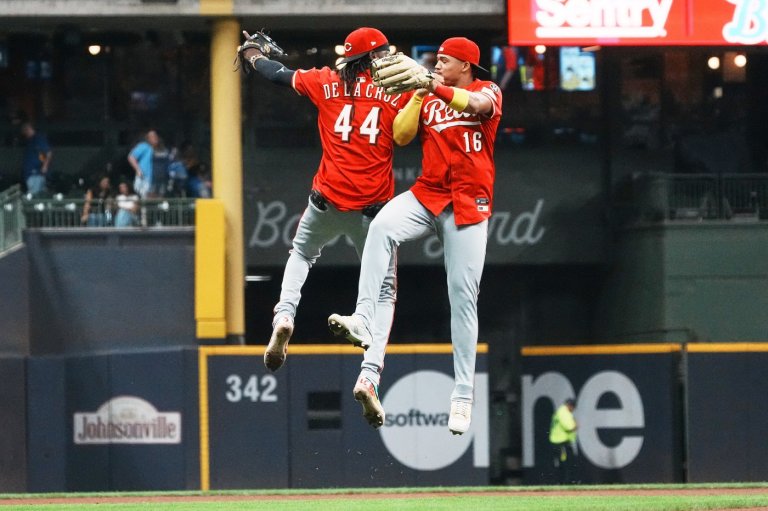 Reds and Mets chasing final National League playoff spot on last day of regular season | iNFOnews.ca