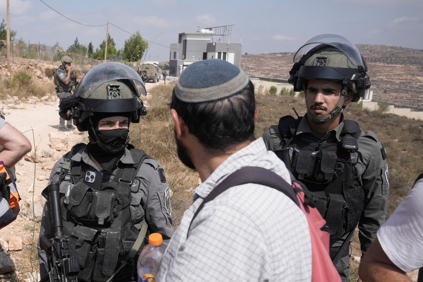 Canada joins European ban on Israeli settlement goods in response to rising violence | iNFOnews.ca Canada joins European ban on Israeli settlement goods in response to rising violence | iNFOnews.ca