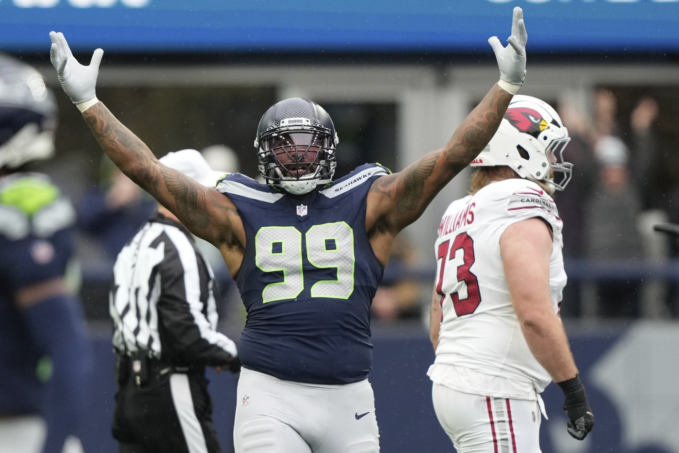 Coby Bryant's pick-6 highlights big day for Seahawks' defense in 16-6 win over Cardinals | iNFOnews.ca