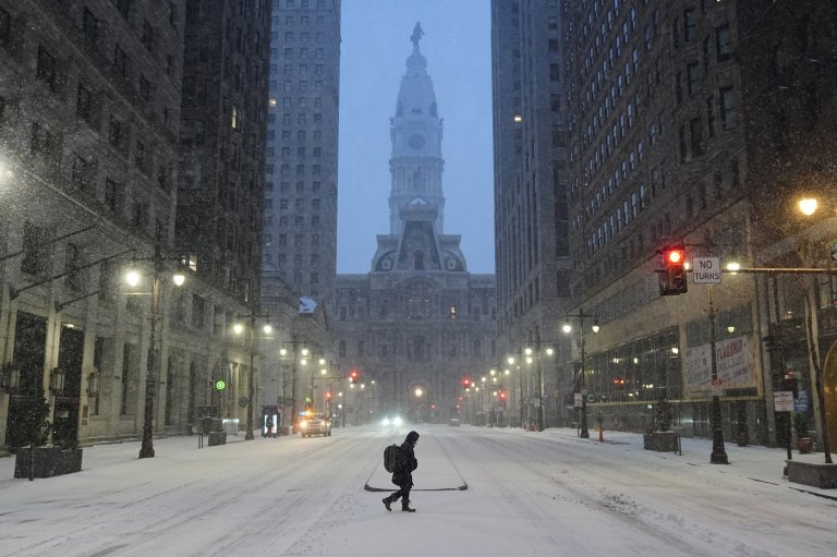 Massive winter storm across the US brings ice, frigid temperatures and widespread power outages | iNFOnews.ca