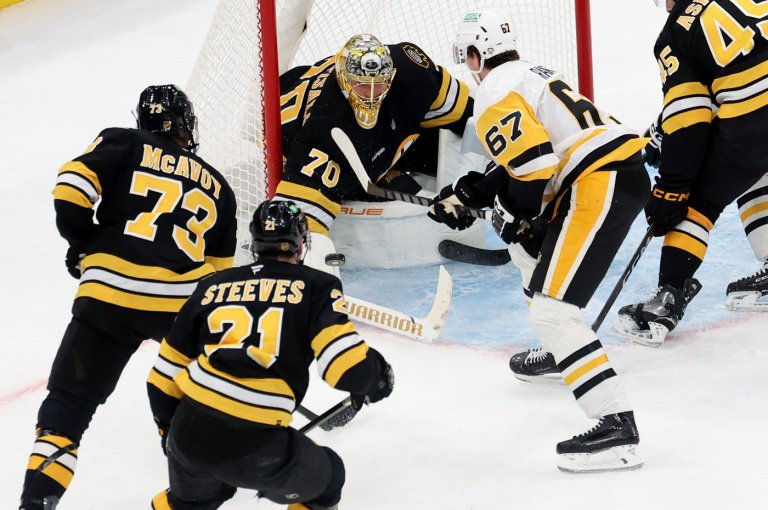 NHL roundup: Korpisalo records eighth career shutout as Bruins blank Penguins 1-0 | iNFOnews.ca