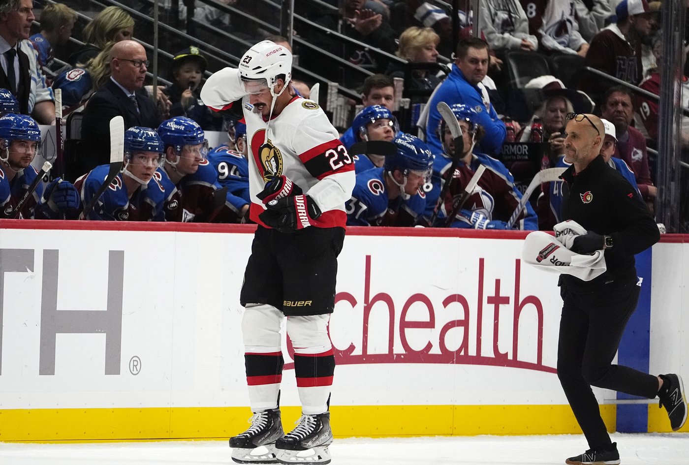 O'Connor, Colton score quick goals to lift Avs past Senators 5-4 | iNFOnews.ca