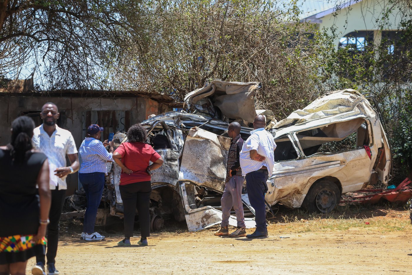 A road crash on a highway in Kenya killed at least 17 people, most of them Catholic pilgrims | iNwheels
