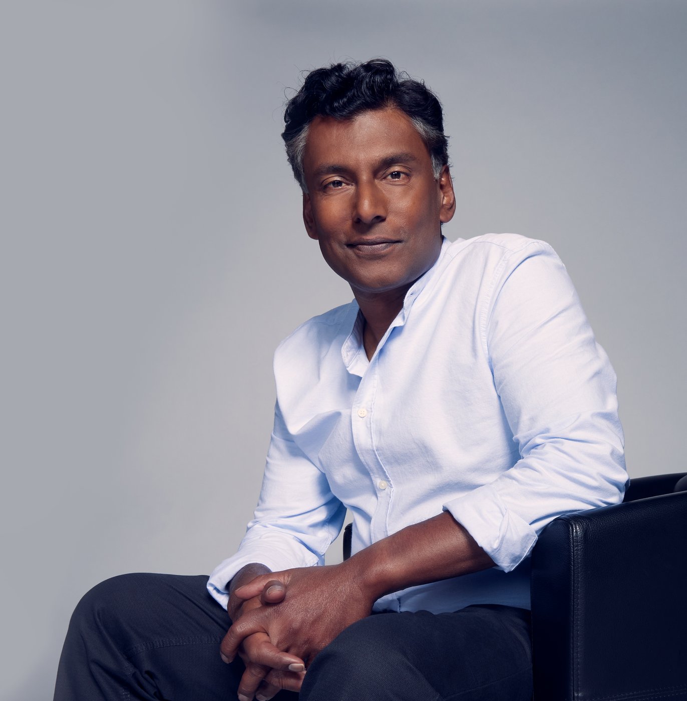 Ian Hanomansing to host live CBC News Network prime-time show from Vancouver | iNFOnews.ca Ian Hanomansing to host live CBC News Network prime-time show from Vancouver | iNFOnews.ca