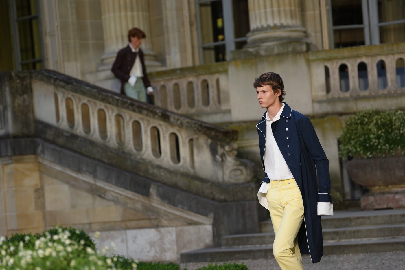 Dior moves Paris men's show earlier as heat wave grips city