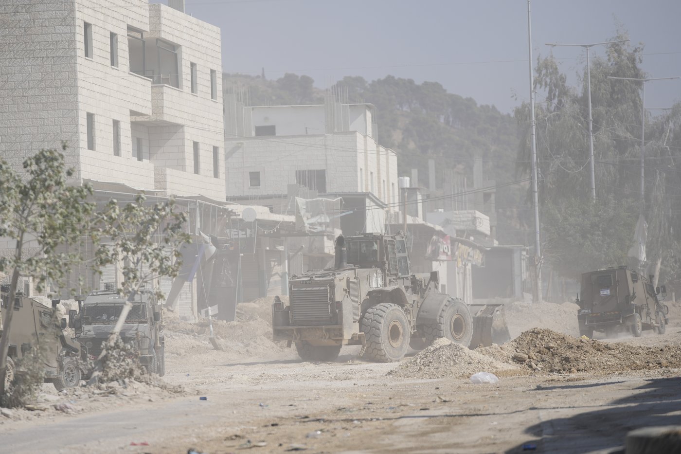 Middle East latest: 7 people killed in Israel by rocket fire from Lebanon | iNFOnews.ca