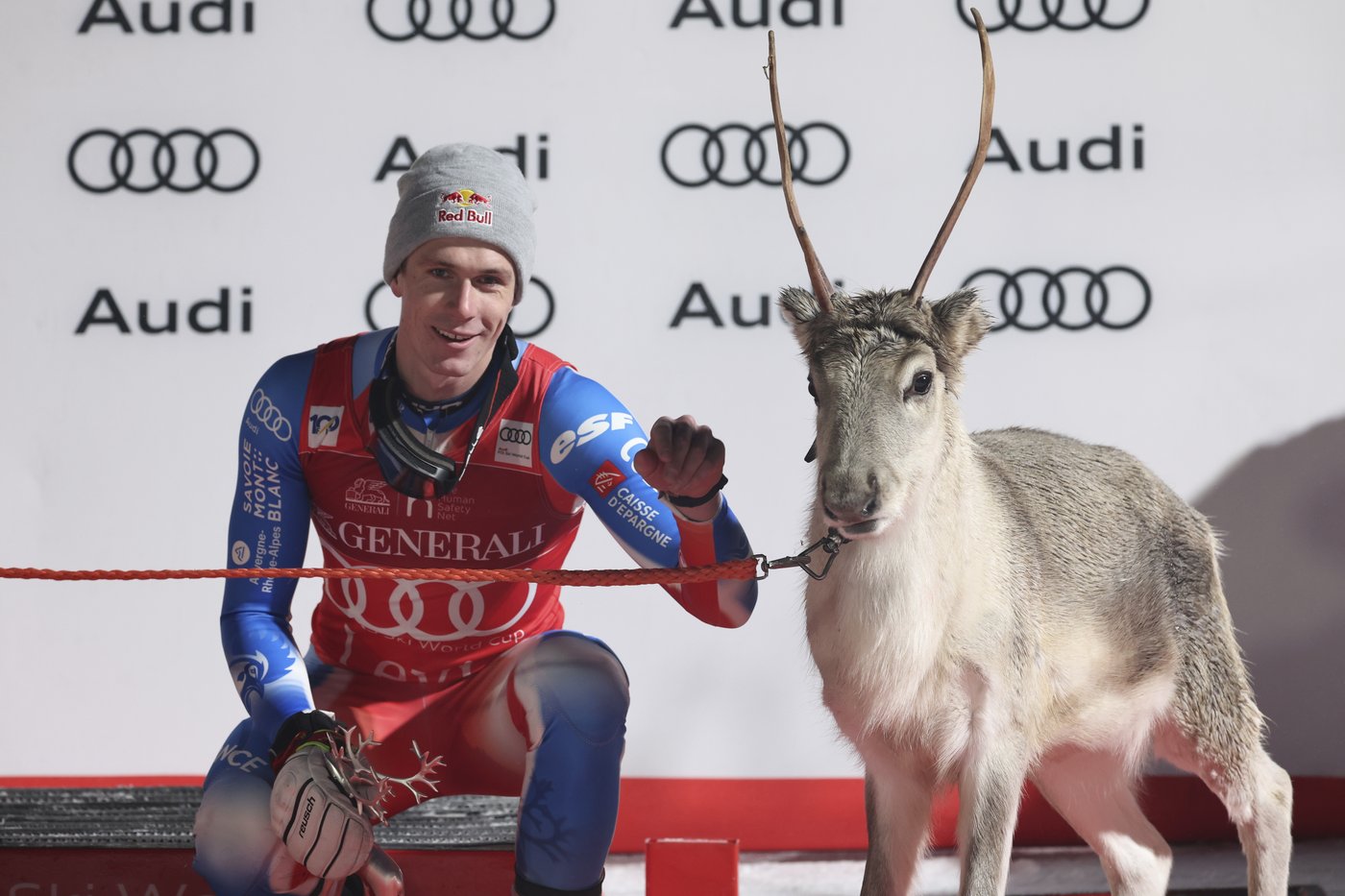 Olympic ski champion Noel wins season's 1st World Cup slalom; Hirscher fails to qualify for 2nd run | iNFOnews.ca
