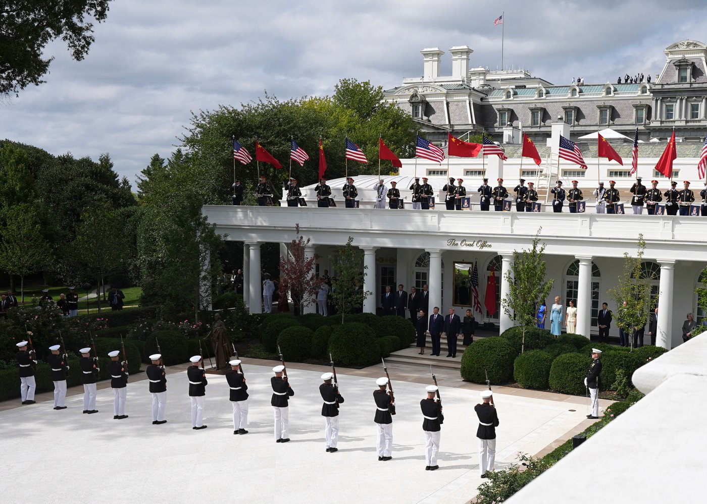 Trump relishes showing Xi his Marine One chopper and new White House helipad | iNFOnews.ca
