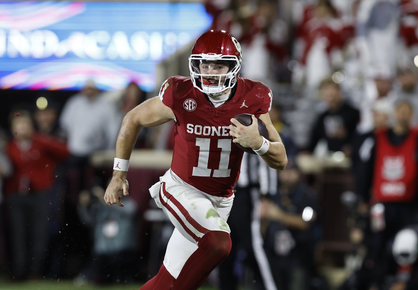 Oklahoma's throwback offensive approach against Alabama gets LSU's attention | iNFOnews.ca