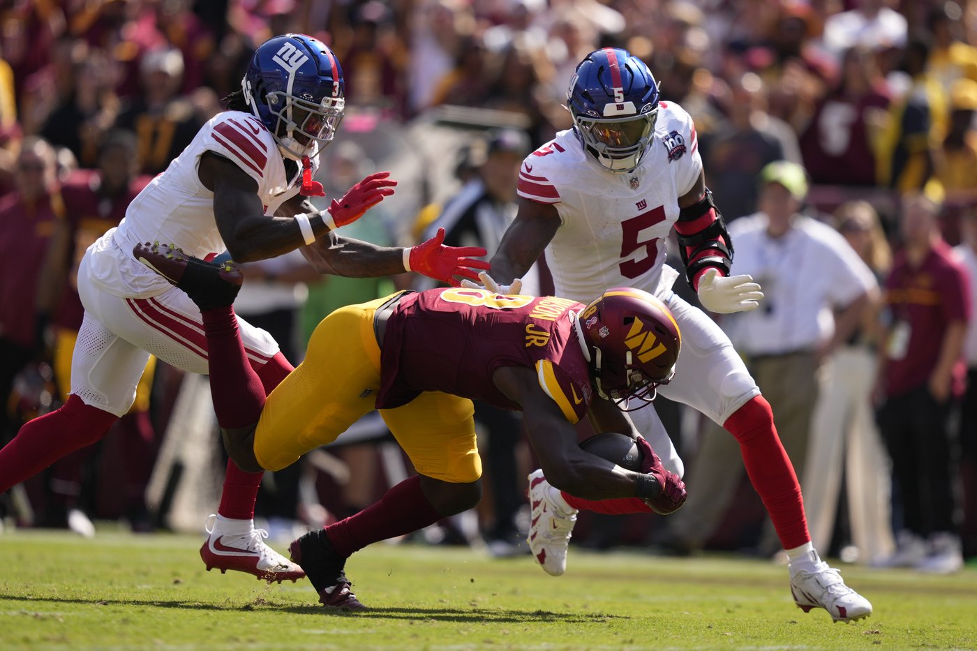 Better on road, Browns back home to host winless Giants team with coach Brian Daboll feeling heat | iNFOnews.ca