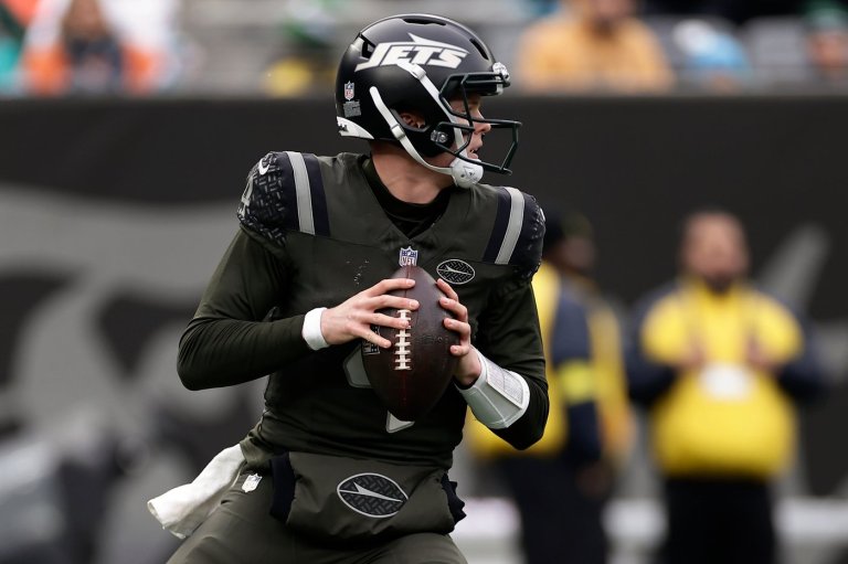 Undrafted rookie quarterback Brady Cook to make first NFL start for Jets against Jaguars | iNFOnews.ca