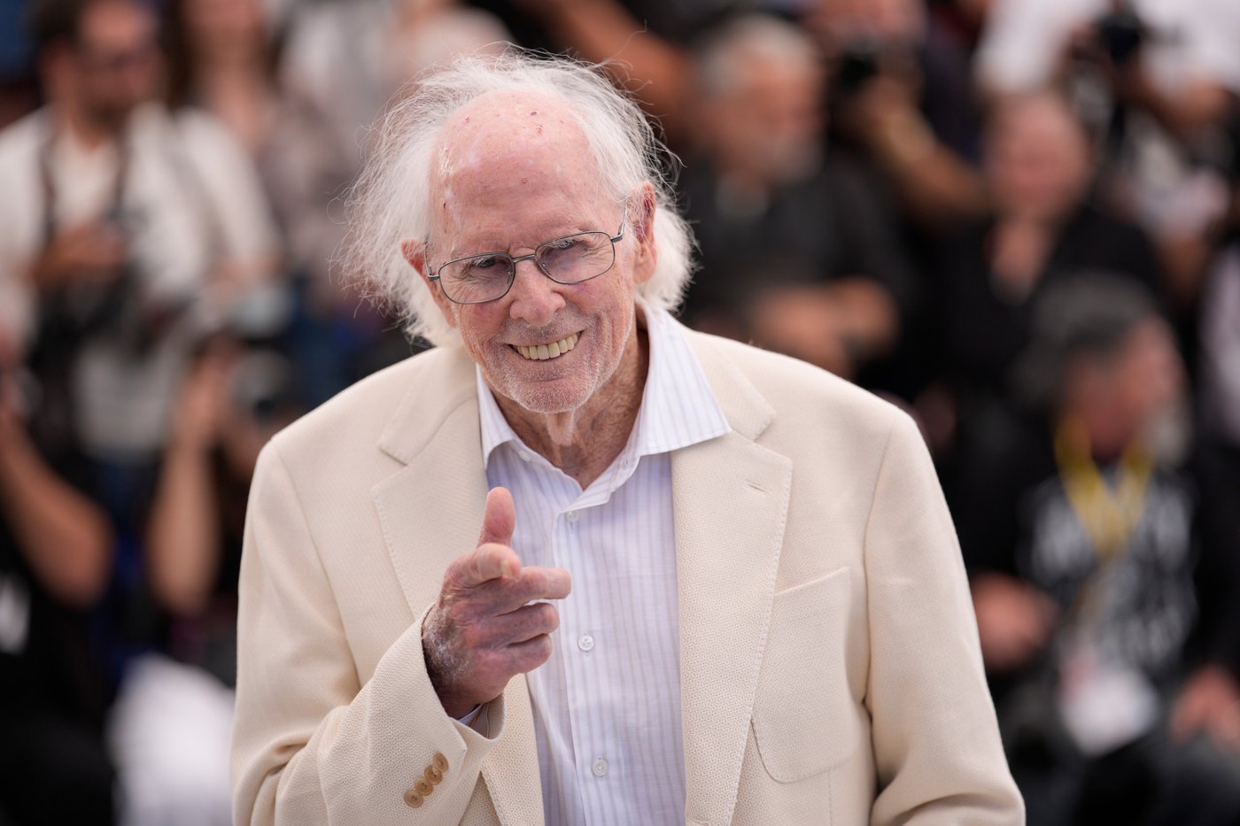 Bruce Dern takes a bow at the Cannes Film Festival with a new documentary on his life | iNFOnews.ca