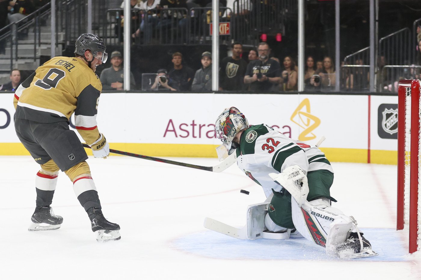 Howden scores twice and Golden Knights beat Wild 4-2 in Game 1 | iNFOnews.ca Howden scores twice and Golden Knights beat Wild 4-2 in Game 1 | iNFOnews.ca