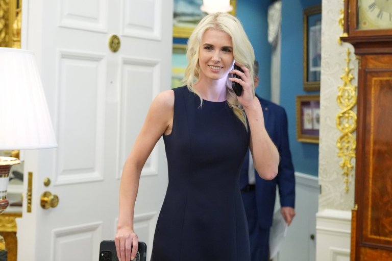 Trump gave $45,000 holiday gifts to Natalie Harp and two other White House aides | iNFOnews.ca
