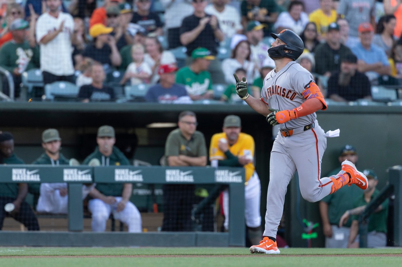 Casey Schmitt has 2nd career multihomer game to lead Giants over A's, 6-4 | iNFOnews.ca