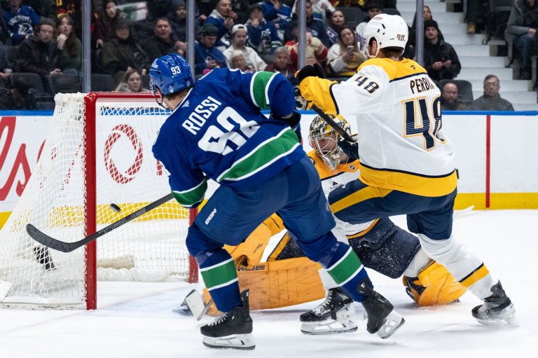 DeBrusk's shootout goal gives Vancouver Canucks 4-3 victory over Nashville Predators | iNFOnews.ca