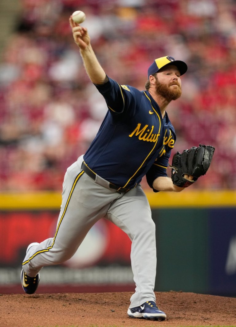 Woodruff's stellar return and Ortiz's sacrifice fly in 10th lift Brewers to 2-1 win over Reds | iNFOnews.ca