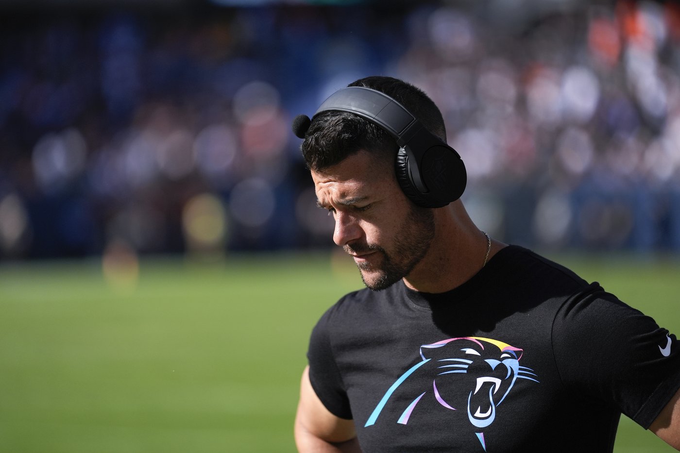 Caleb Williams and DJ Moore lead the way in Bears' 36-10 rout of Panthers | iNFOnews.ca Caleb Williams and DJ Moore lead the way in Bears' 36-10 rout of Panthers | iNFOnews.ca