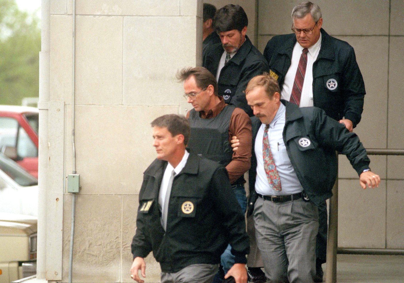 AP Was There: A truck bomb rips through a federal building in Oklahoma City in 1995 | iNFOnews.ca