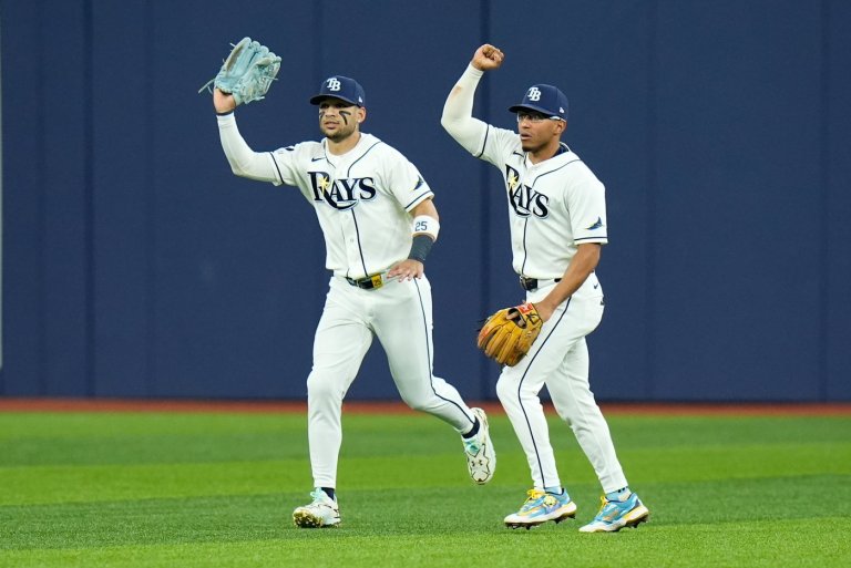 Yankees rookie Spencer Jones flies out off catwalk in Game 2 of ALDS at Tropicana Field | iNFOnews.ca