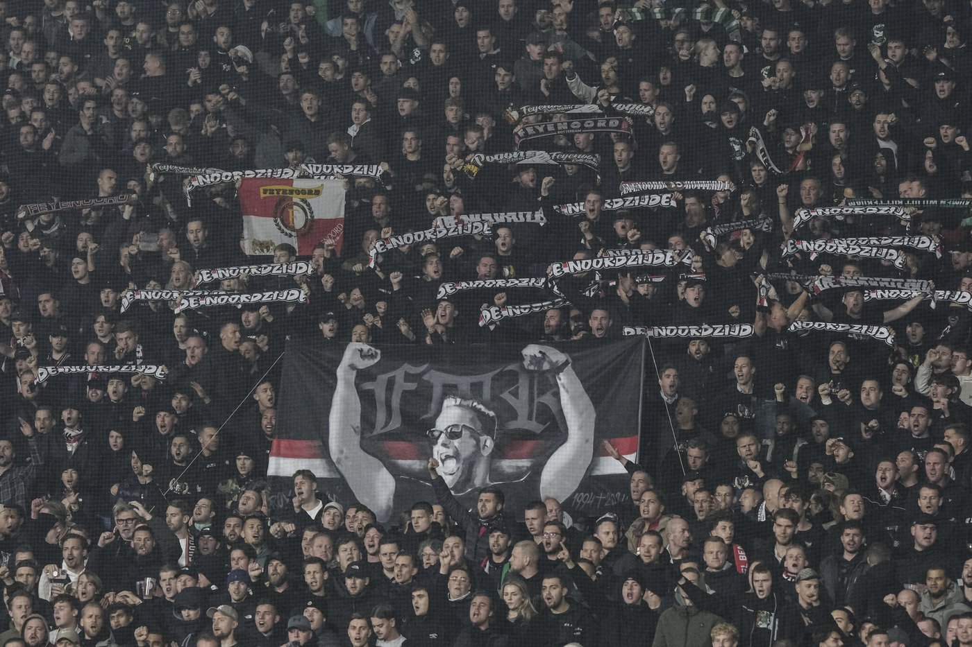 French police arrest Feyenoord fans at the border ahead of Champions League match in Lille | iNFOnews.ca French police arrest Feyenoord fans at the border ahead of Champions League match in Lille | iNFOnews.ca