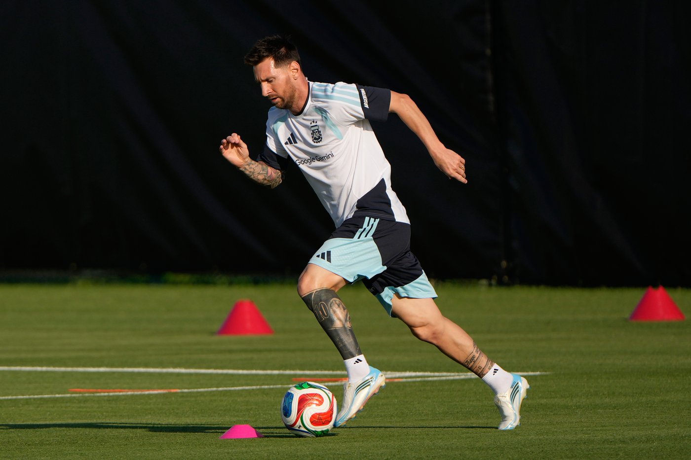 Argentina seeks a glorious end to the Messi era with another World Cup title | iNFOnews.ca
