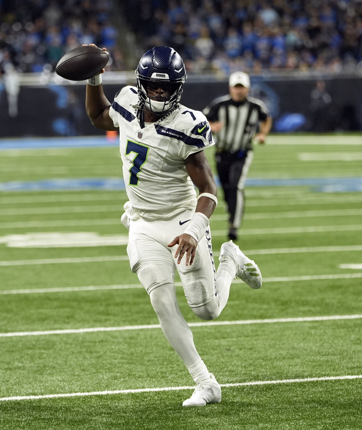 Seahawks fail at first test of the season, but still flash potential despite suffering first loss | iNFOnews.ca