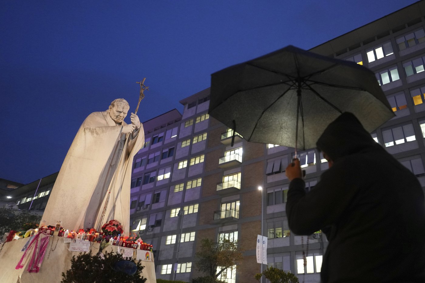 Francis off mechanical ventilation entirely, signalling he's overcome risks from respiratory crisis | iNFOnews.ca Francis off mechanical ventilation entirely, signalling he's overcome risks from respiratory crisis | iNFOnews.ca